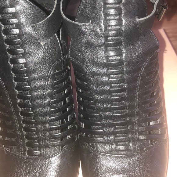 BCBGeneration Open Toe Heels - Picture 4 of 6